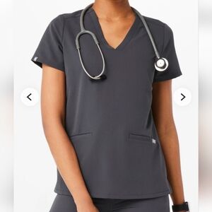 Figs casma scrub Top